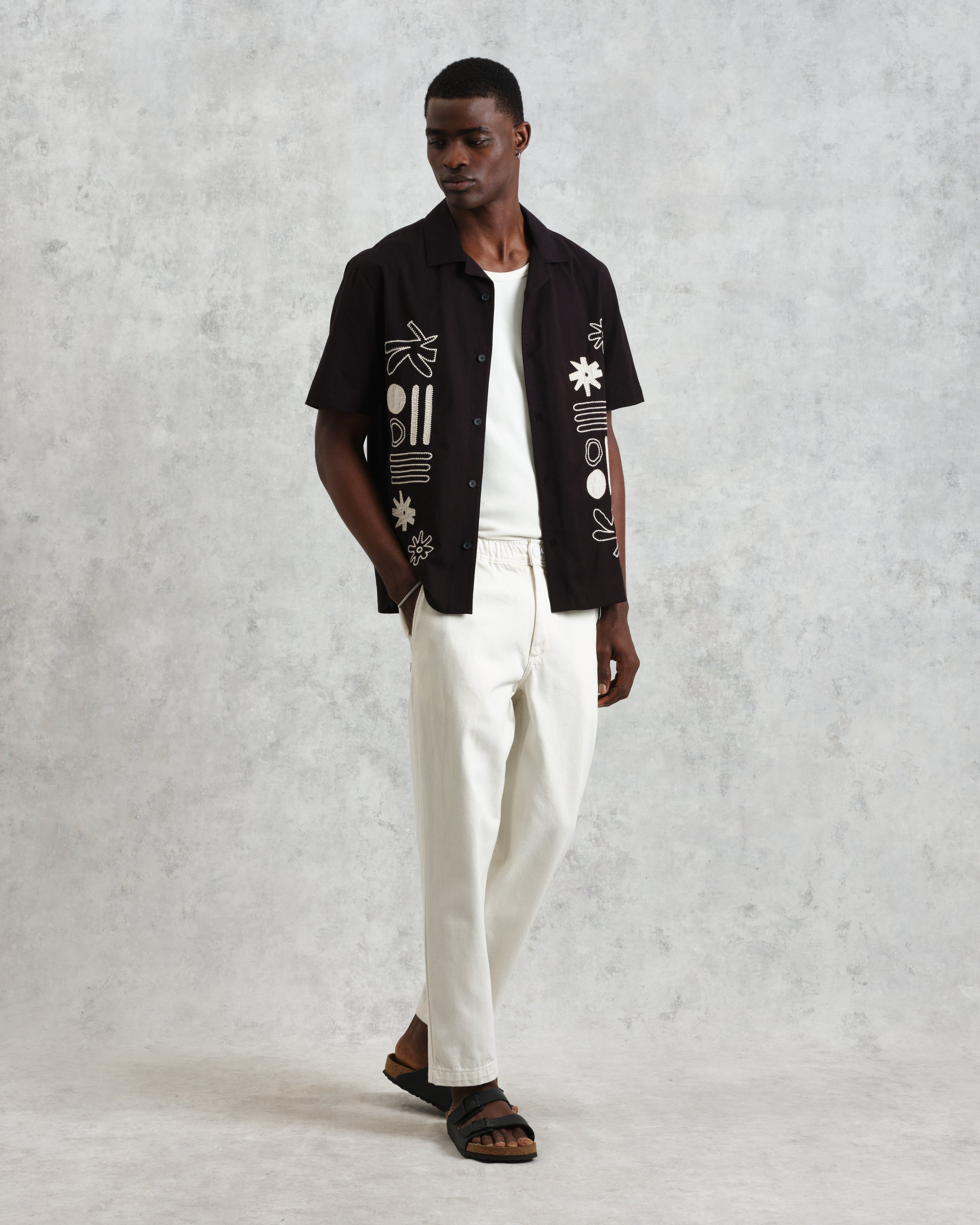 Didcot - Black And Ecru Abstract Applique Short-Sleeve Shirt