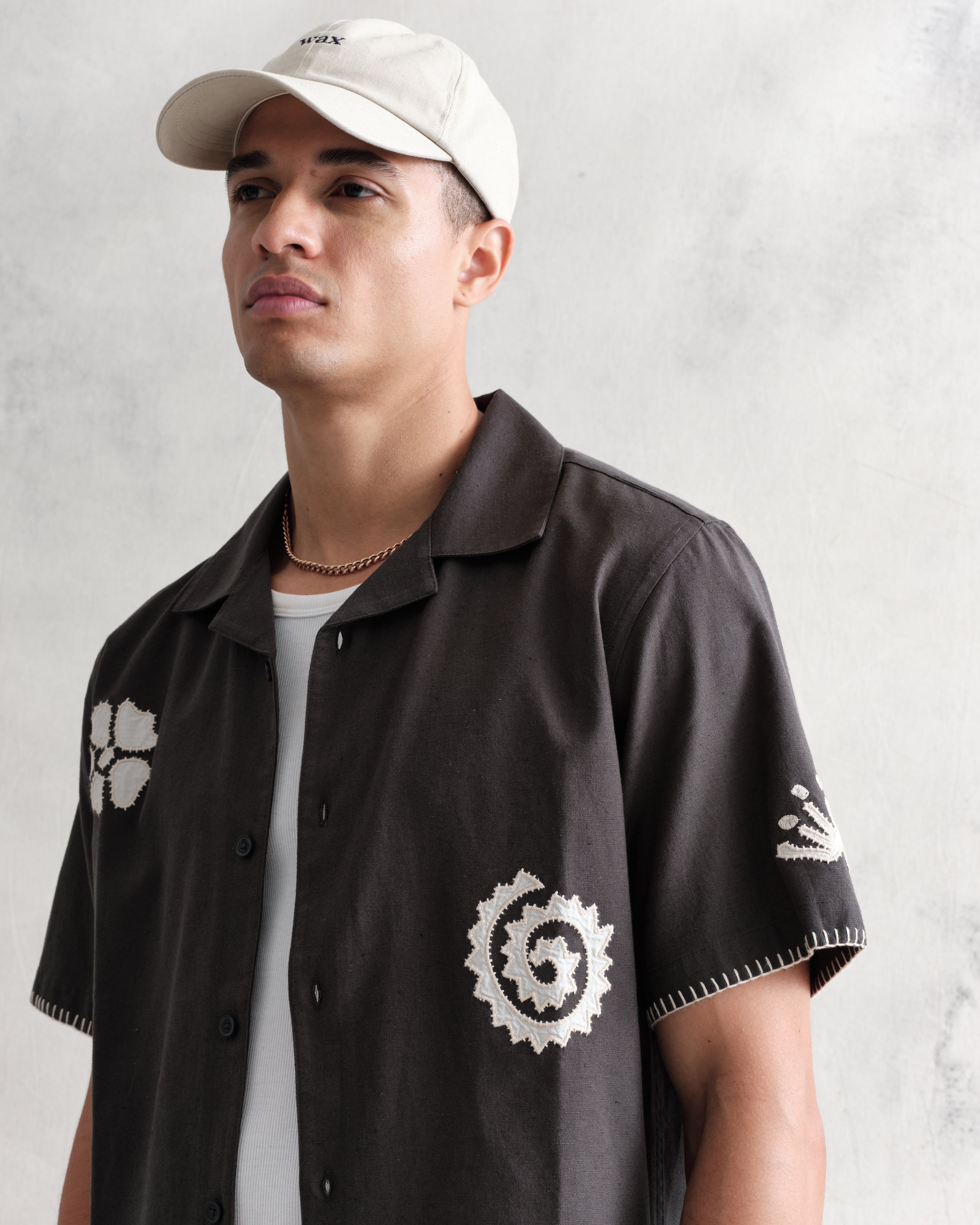 Didcot - Black Doodle Applique Short-Sleeve Shirt