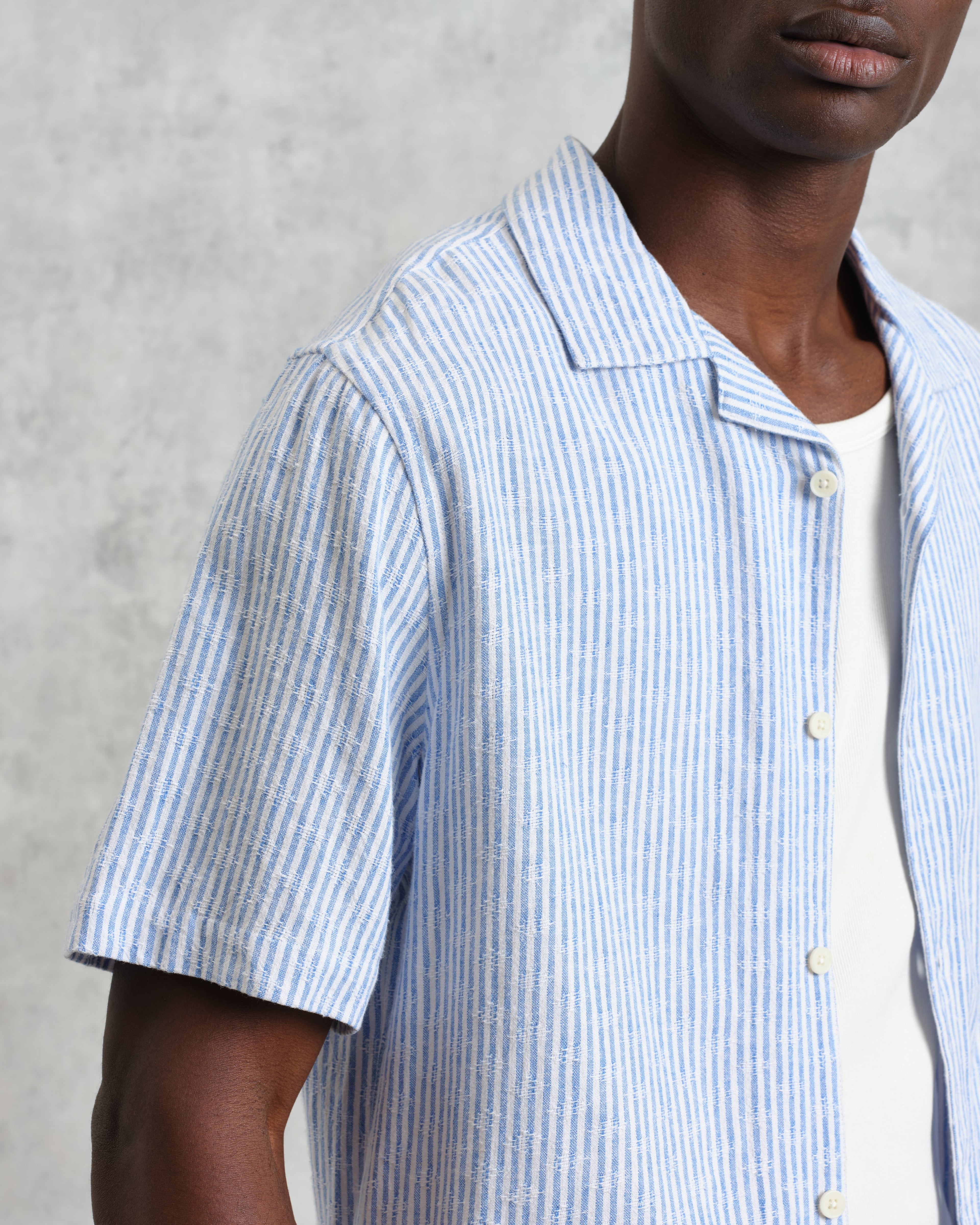 Didcot - Blue And White Textured Stripe Short-Sleeve Shirt