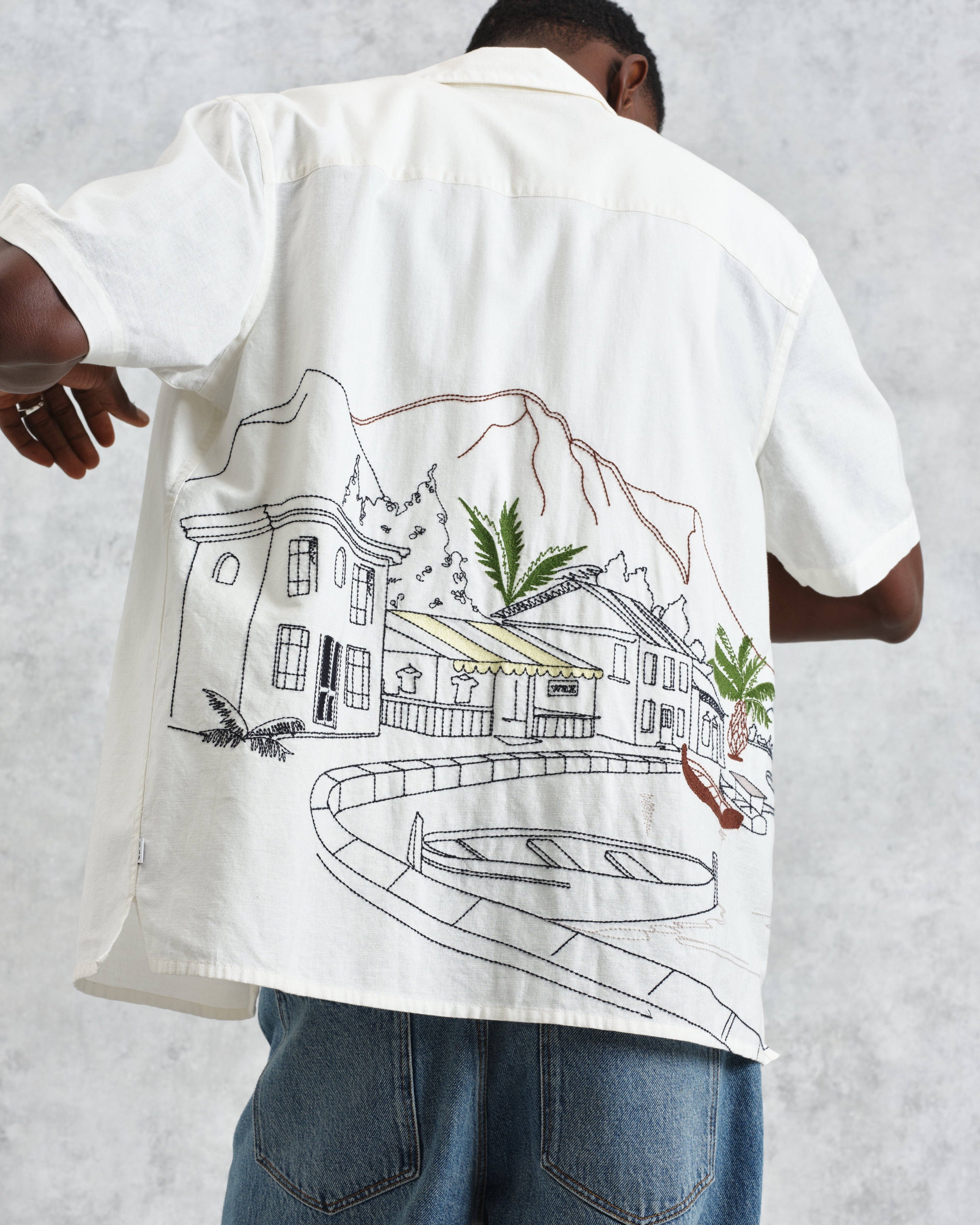 Didcot - Ecru And Multicolour Embroidered Short-Sleeve Shirt