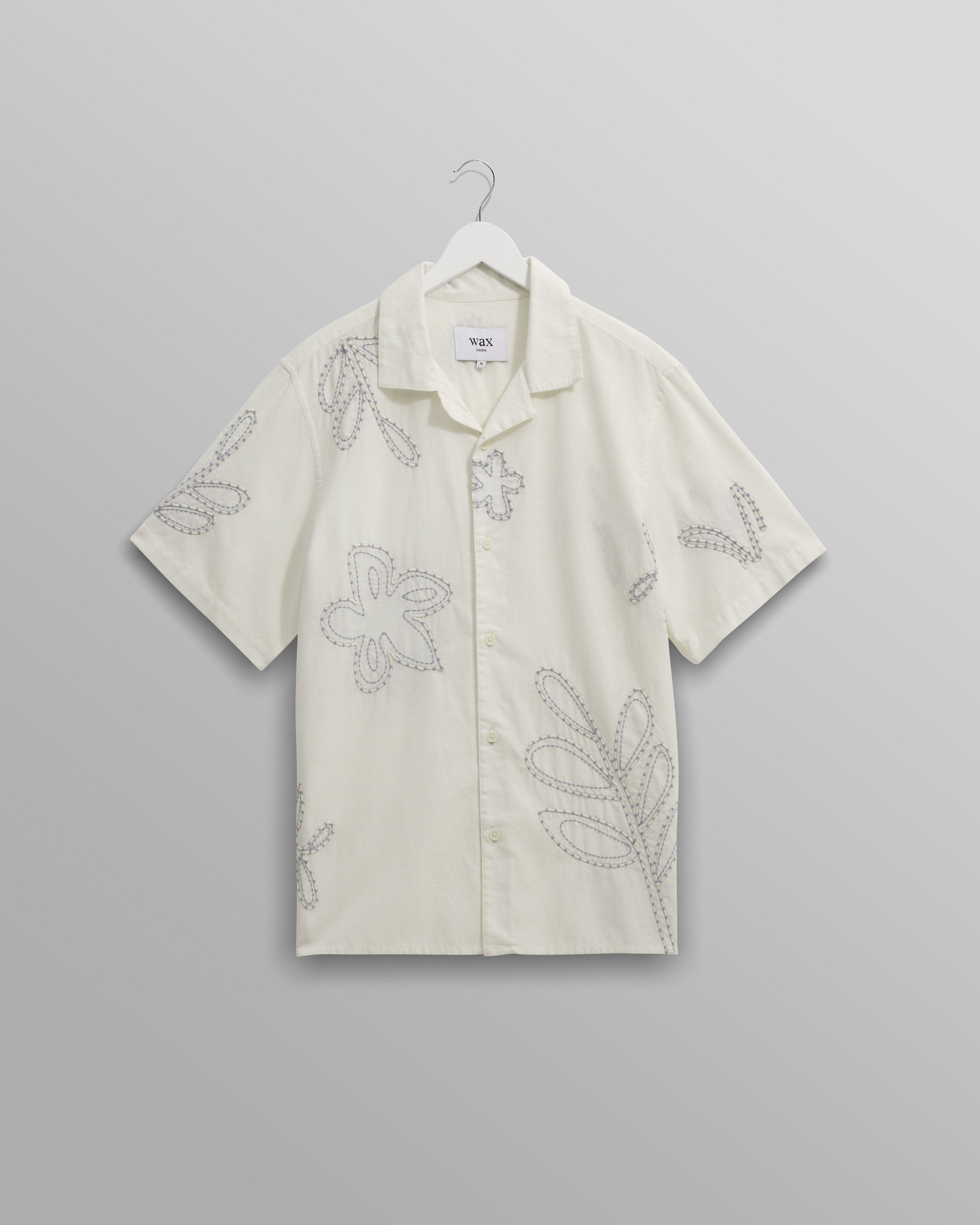 Didcot - Ecru And Blue Floral Embroidered Short-Sleeve Shirt