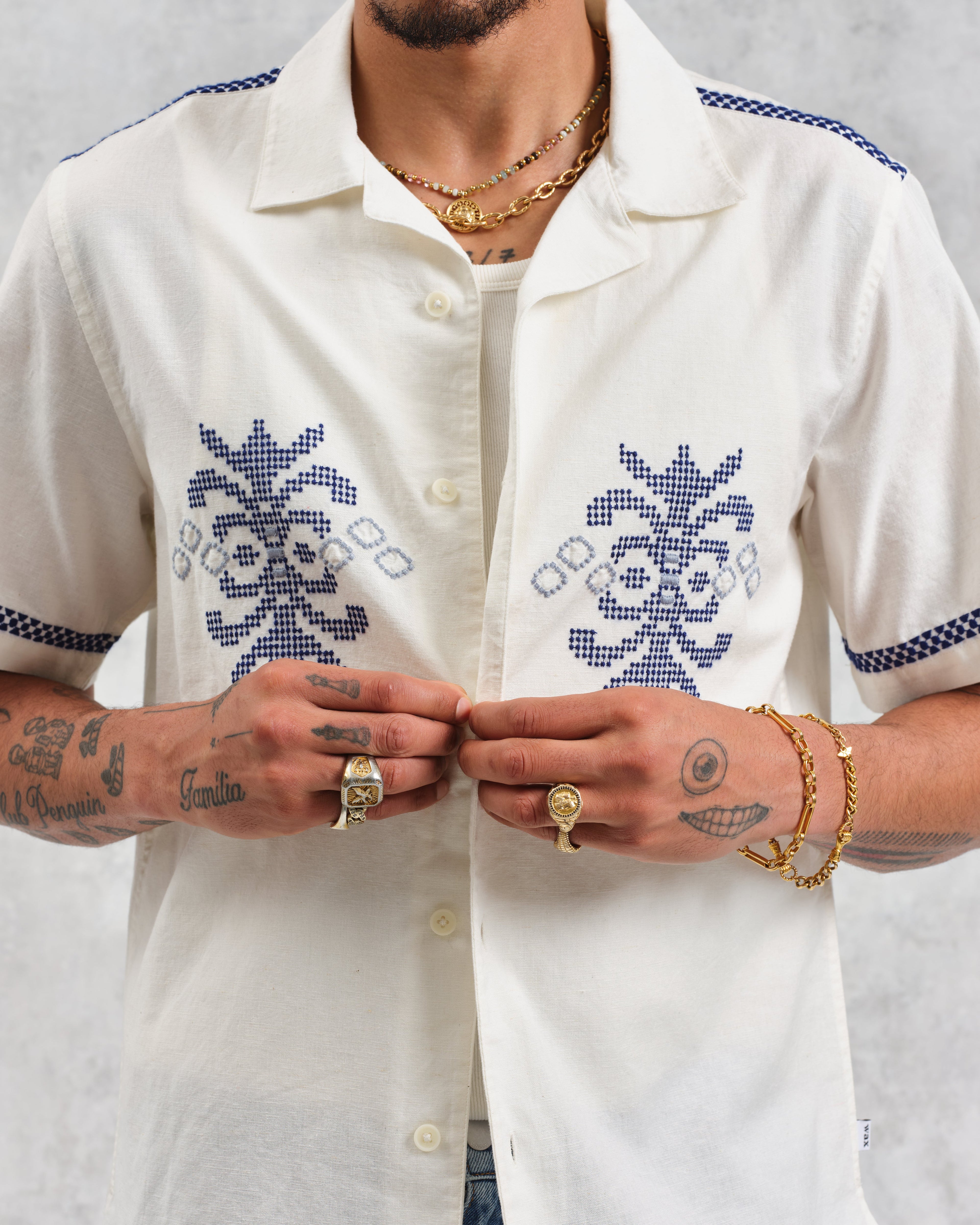 Didcot - Ecru Motif Embroidered Short-Sleeve Shirt