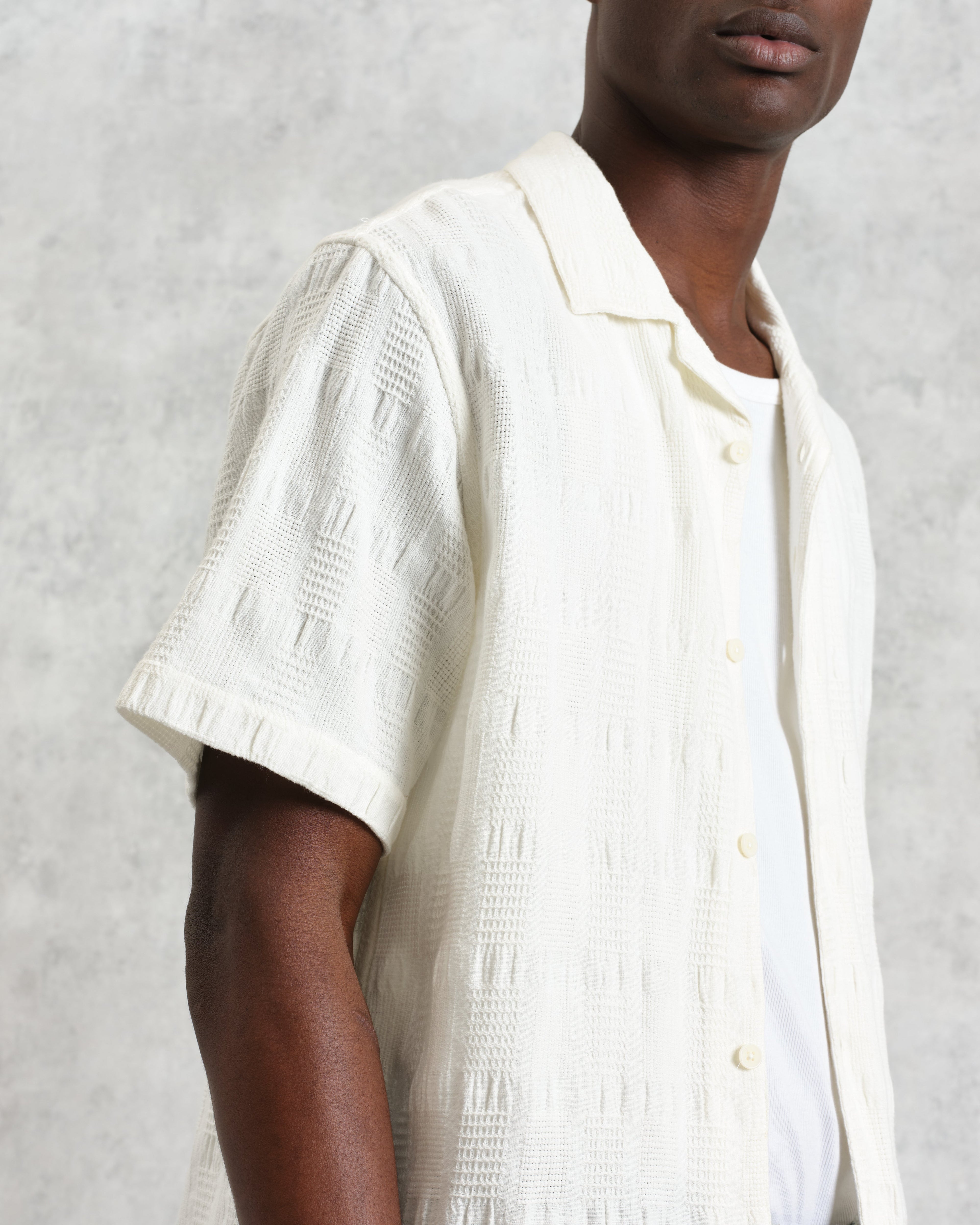 Didcot - Ecru Waffle Seersucker Cotton Short-Sleeve Shirt