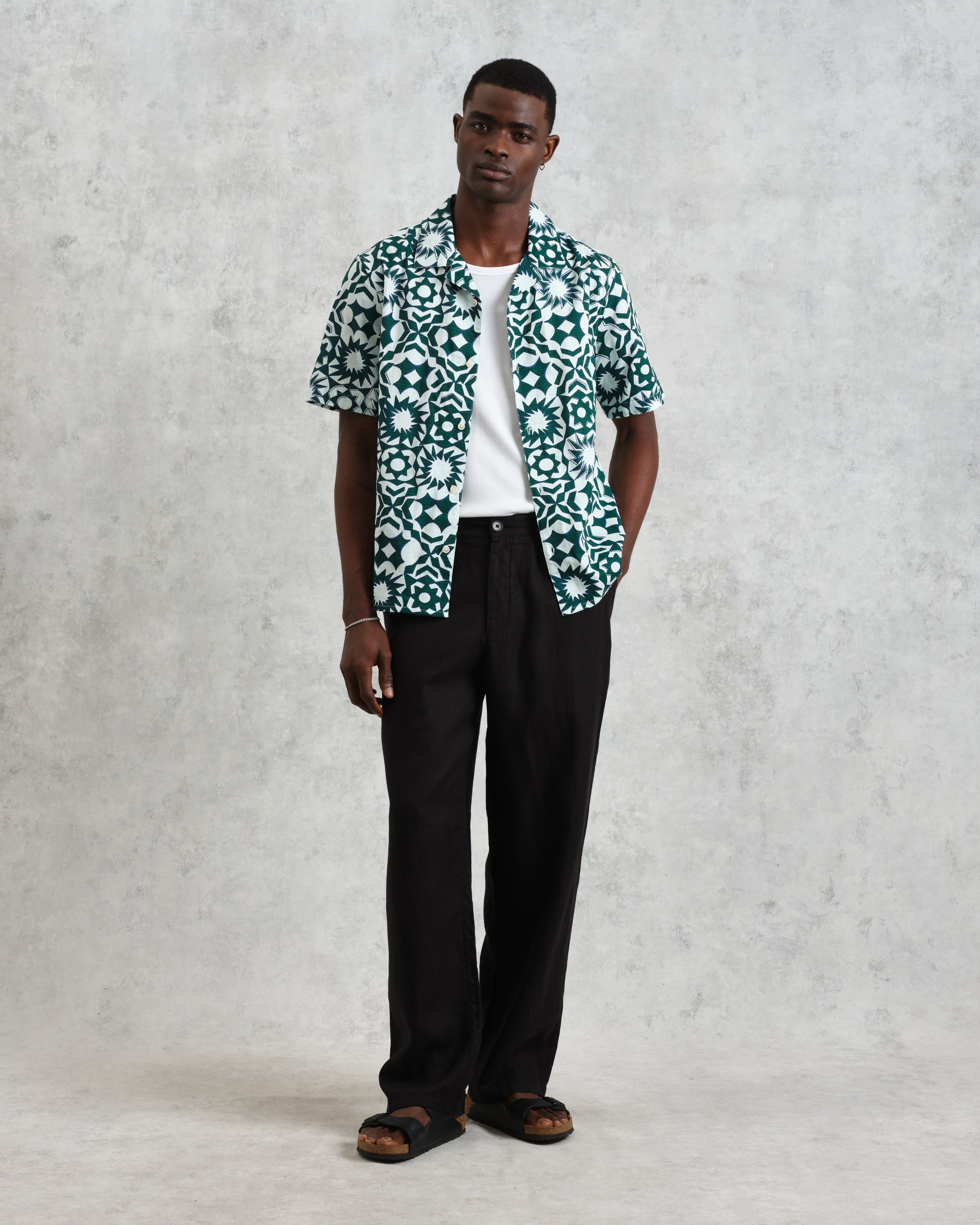 Didcot - Green And White Geometric Cotton Short-Sleeve Shirt