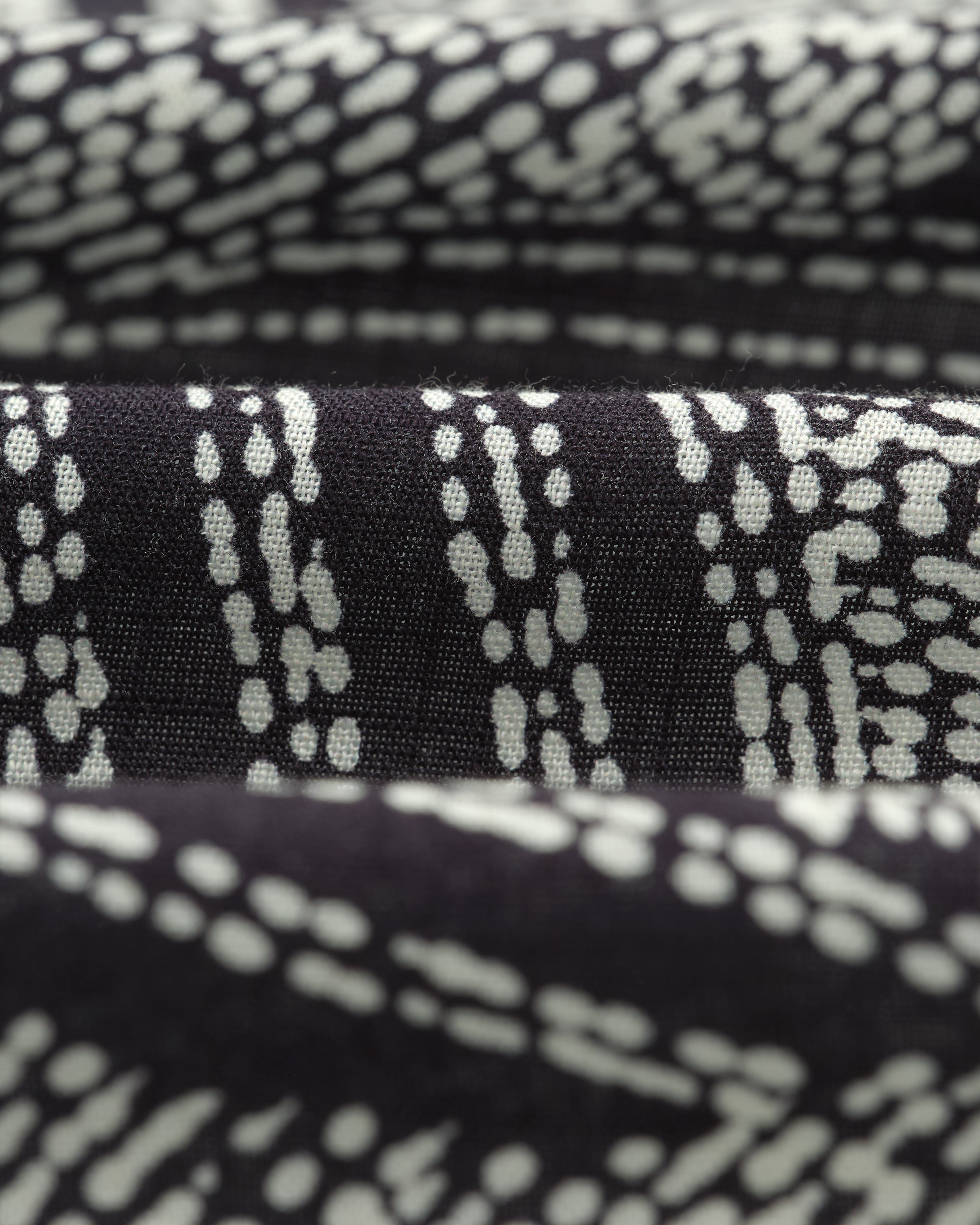 Didcot - Navy And Ecru Abstract Print Short-Sleeve Shirt