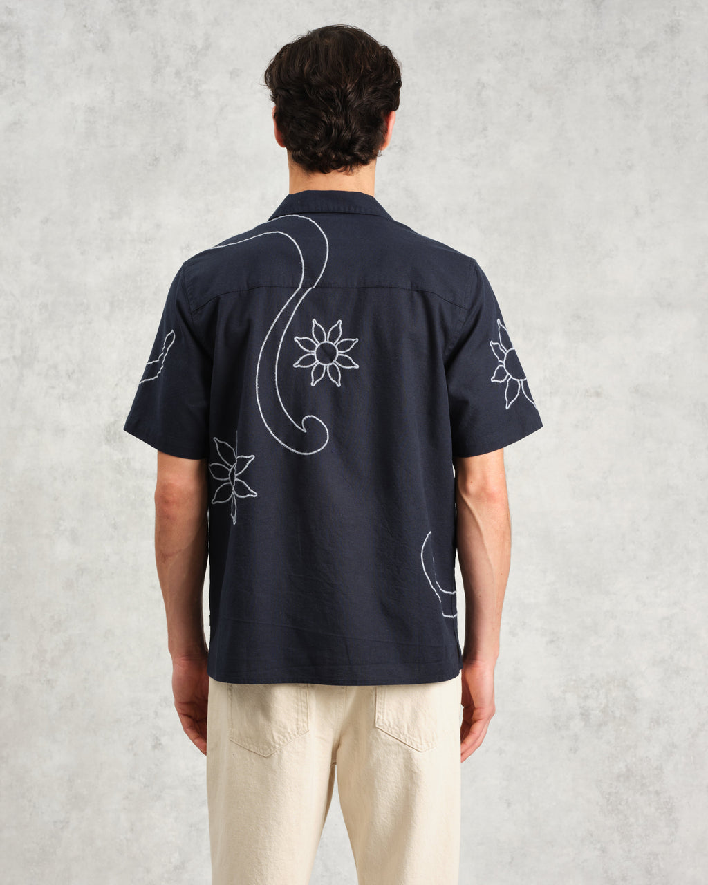 Didcot - Navy Bold Floral Embroidered Short-Sleeve Shirt
