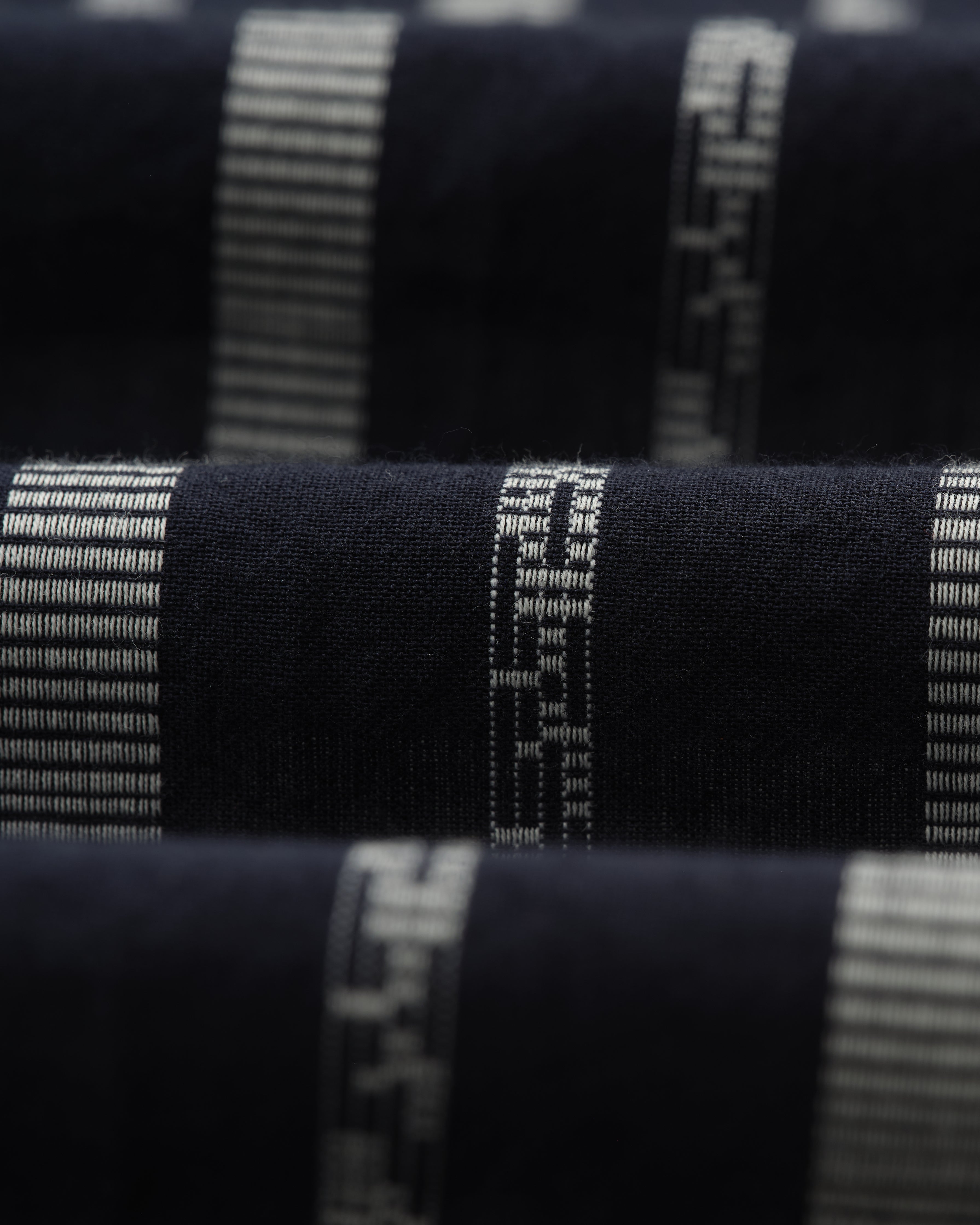 Didcot - Navy Fleck Stripe Short-Sleeve Shirt
