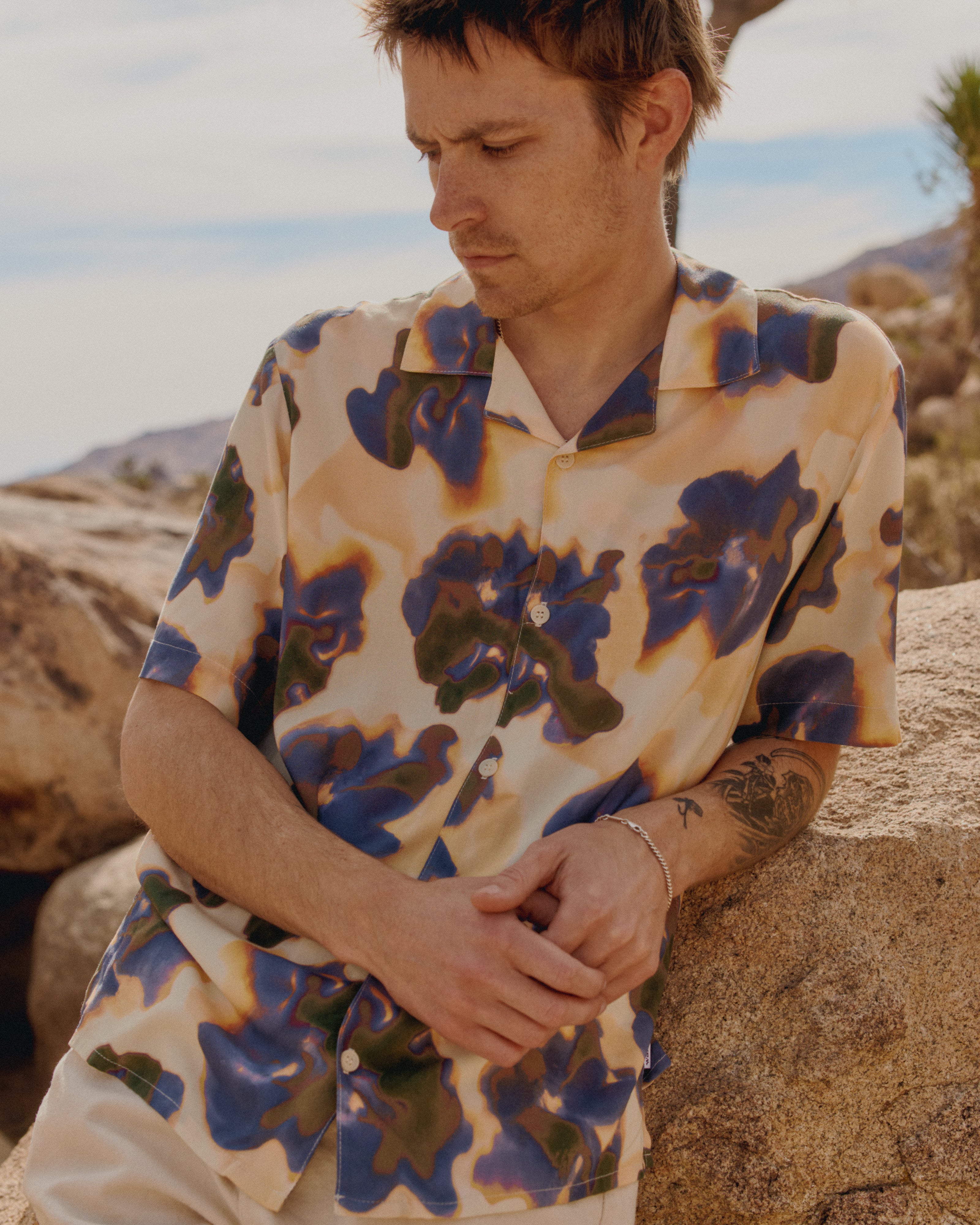 Didcot - Peach Floral Blur Short-Sleeve Shirt