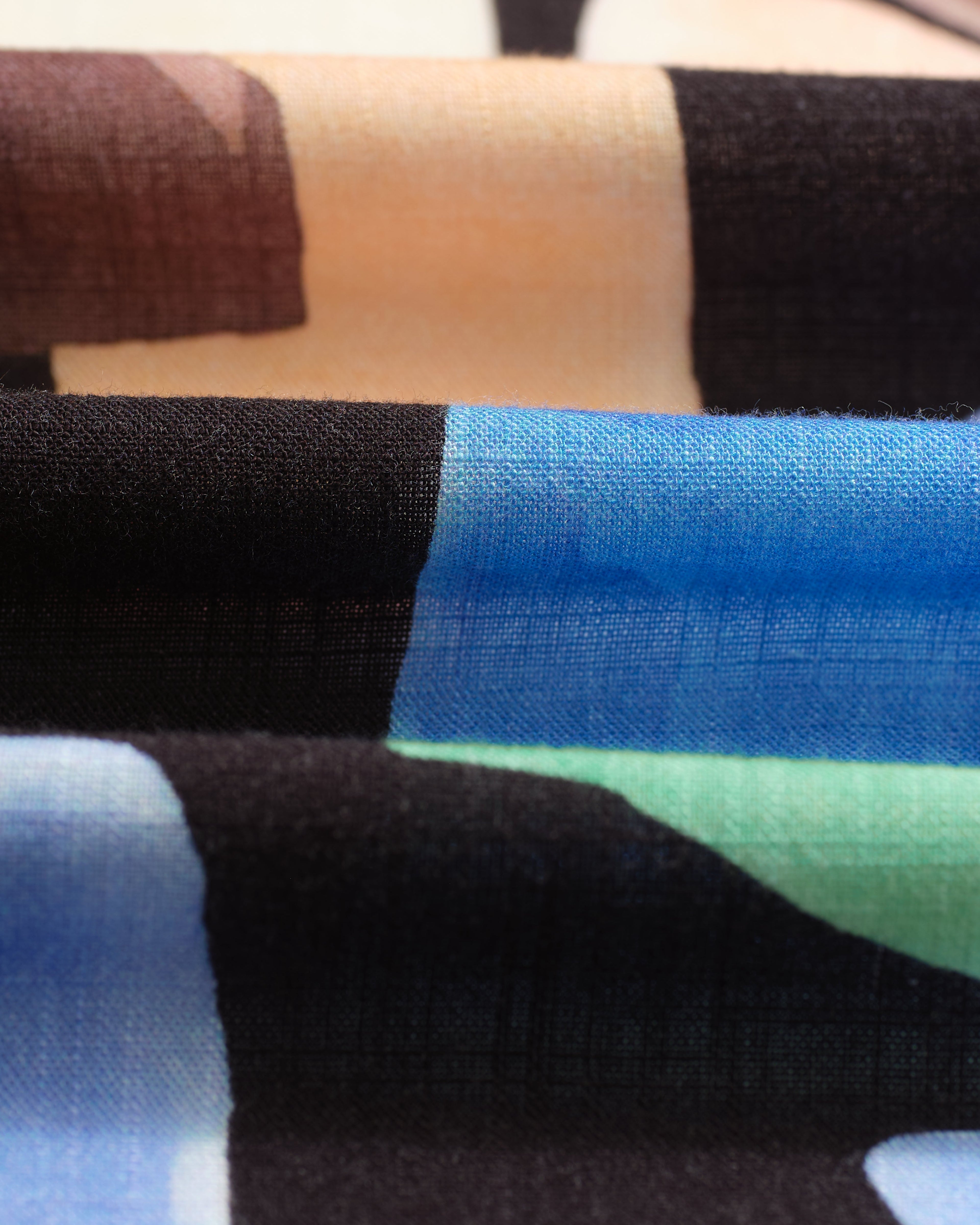 Didcot - Black And Multicolour Pablo Short-Sleeve Shirt