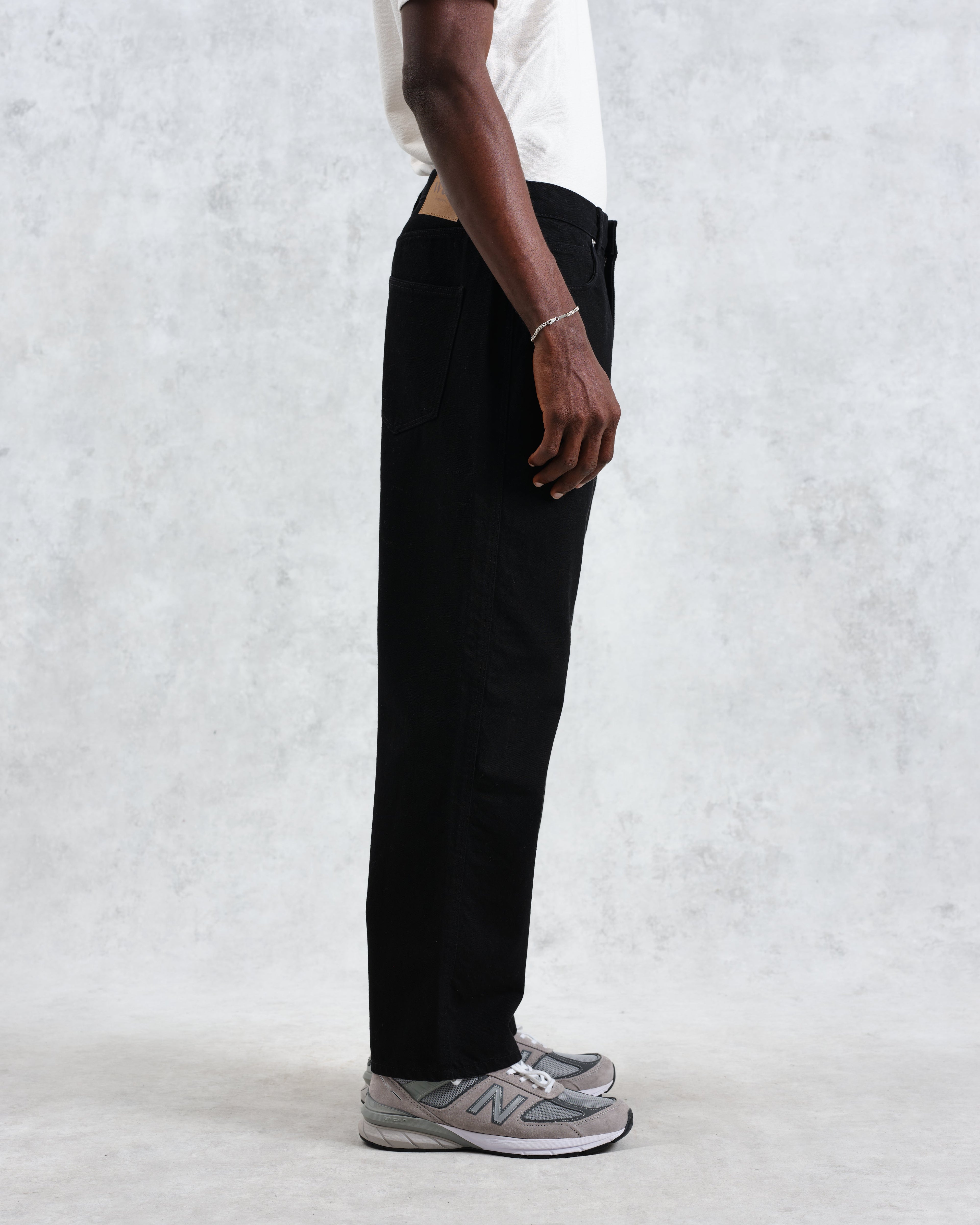 Felix - Black Loose Fit Denim Jeans