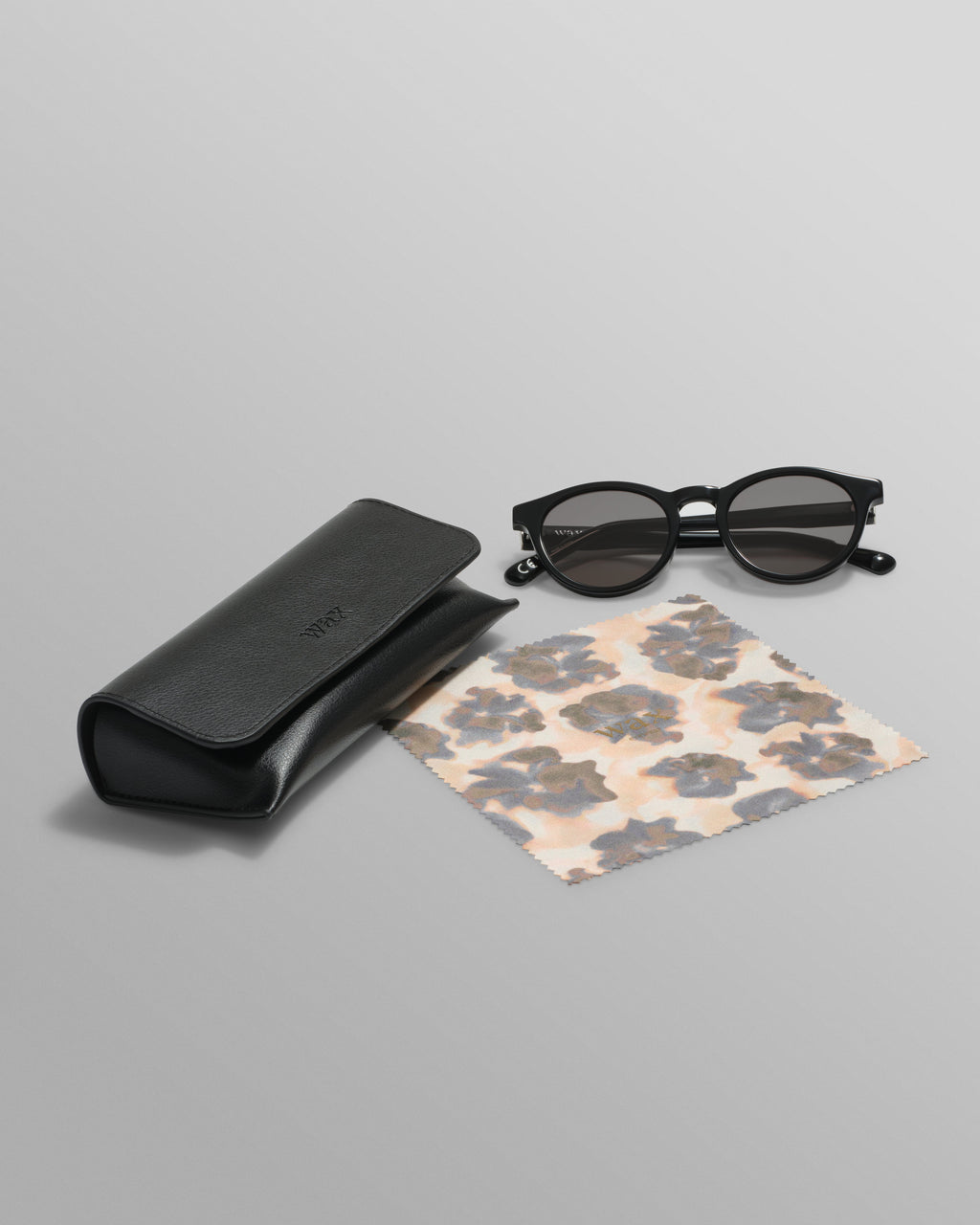 Fulham - Black Acetate Round Sunglasses