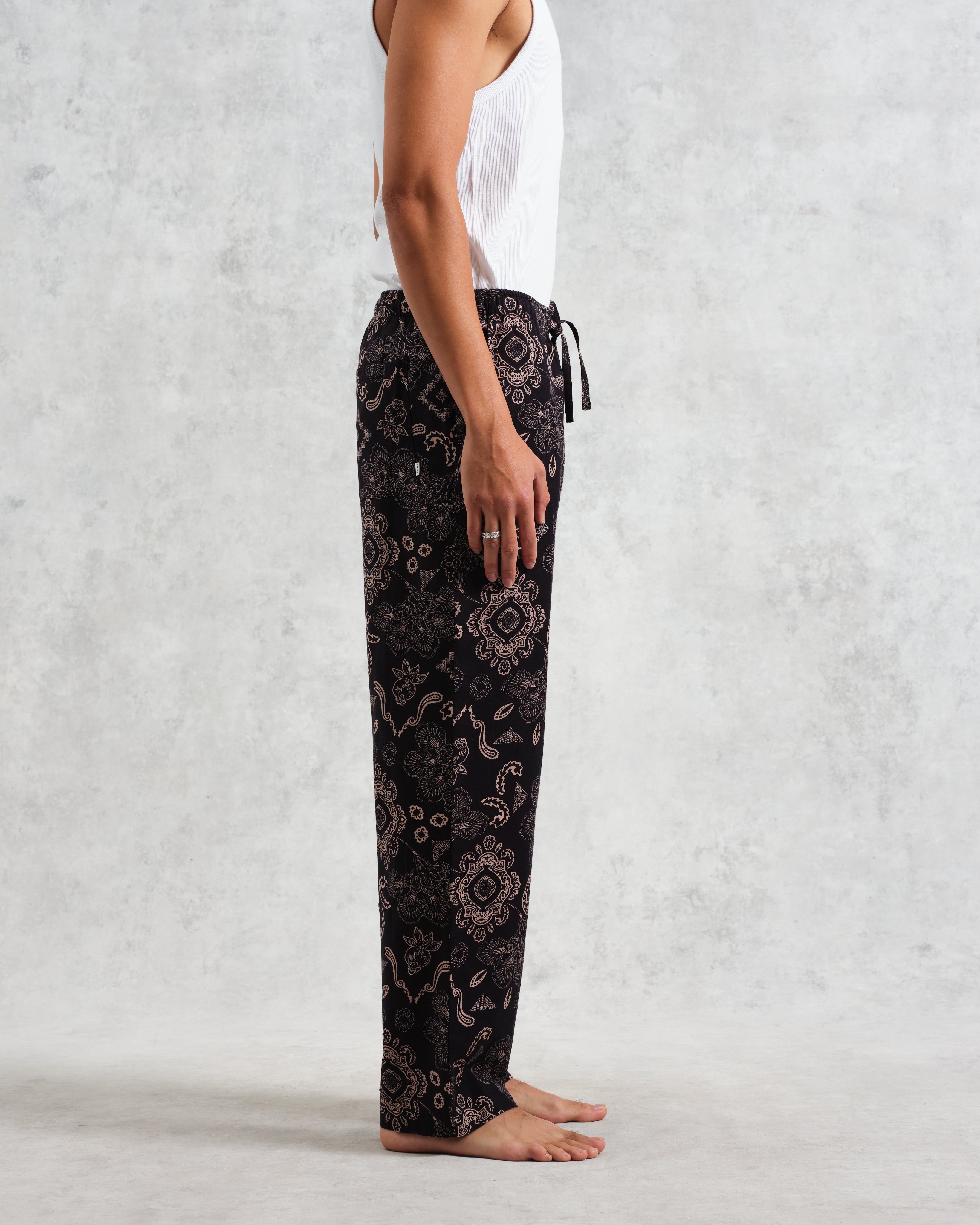 Hutton - Black And Beige Paisley Floral Lounge Trouser