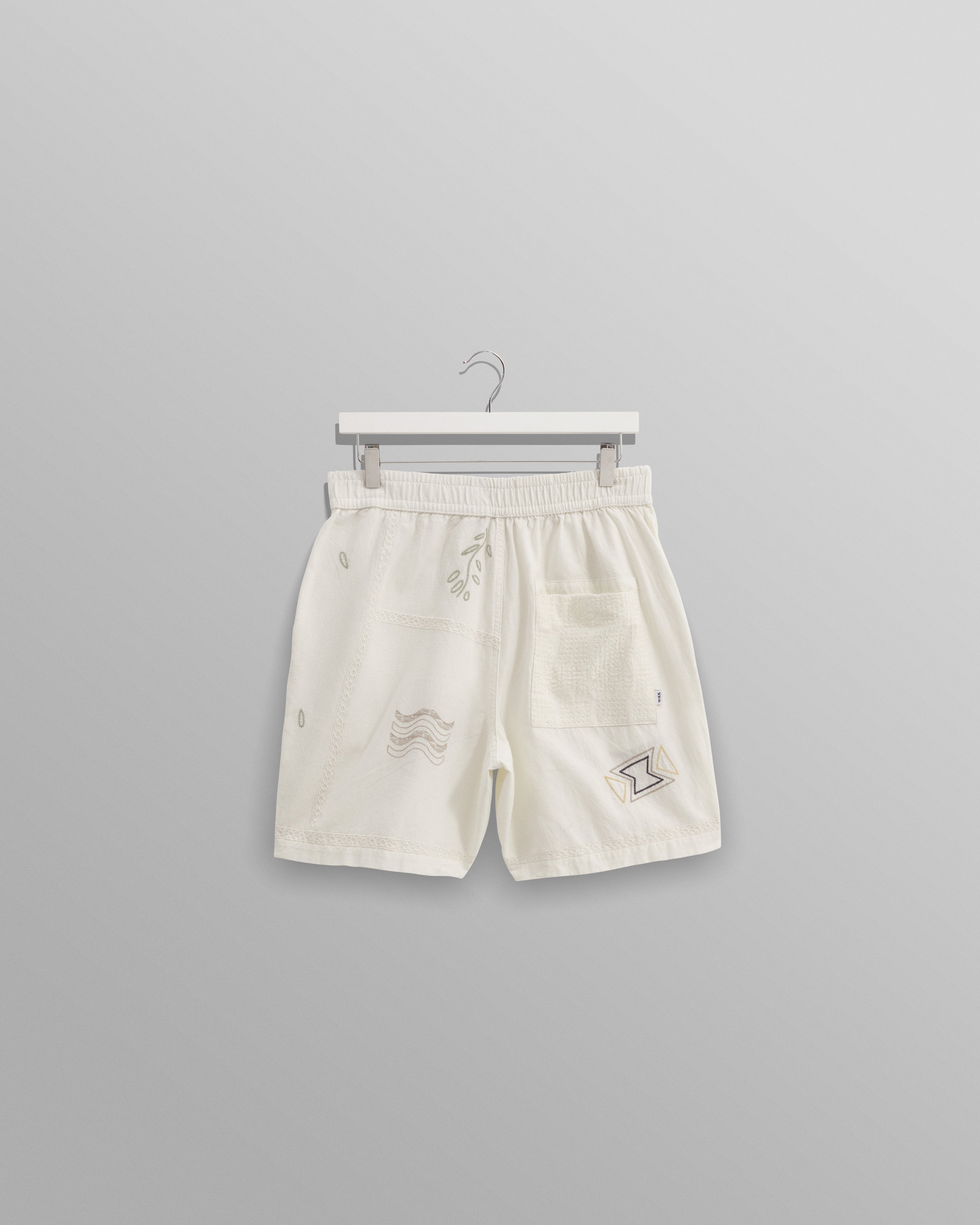 Kurt - Ecru Doodle Embroidered Shorts