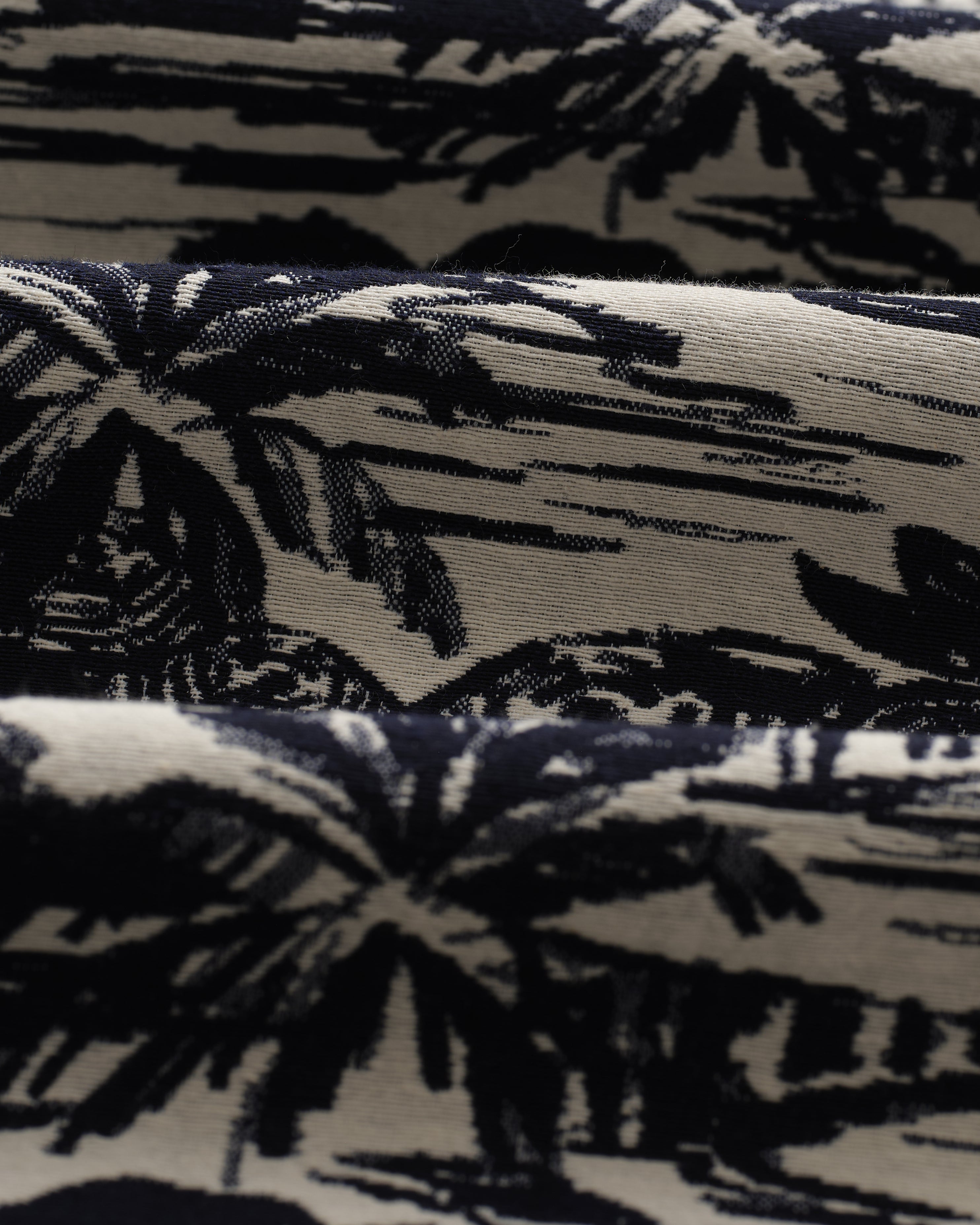 Kurt - Navy And Ecru Beach Jacquard Shorts
