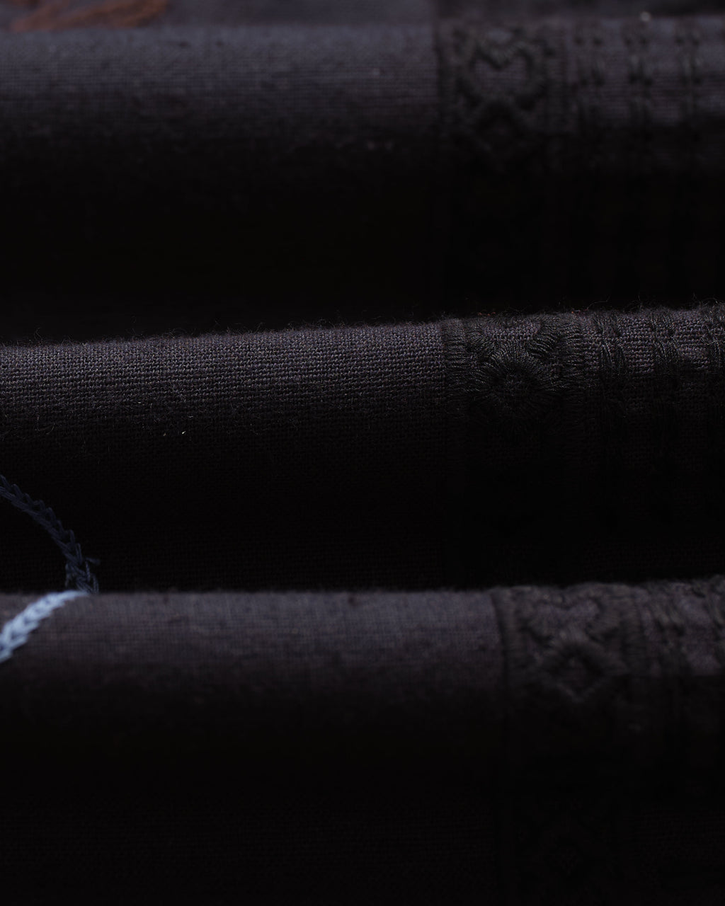 Kurt - Navy Doodle Embroidered Shorts