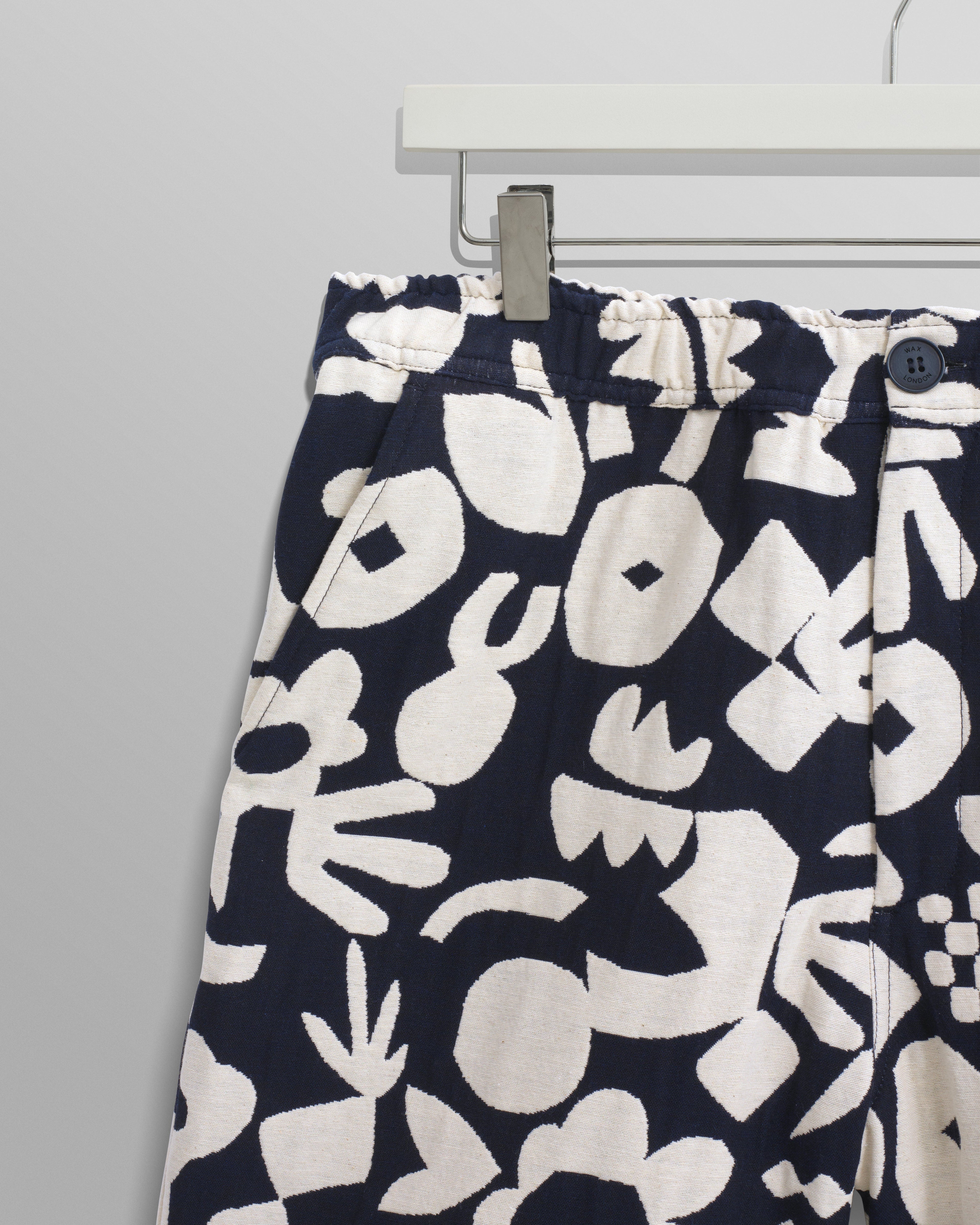 Kurt - Navy And Ecru Spin Jacquard Shorts