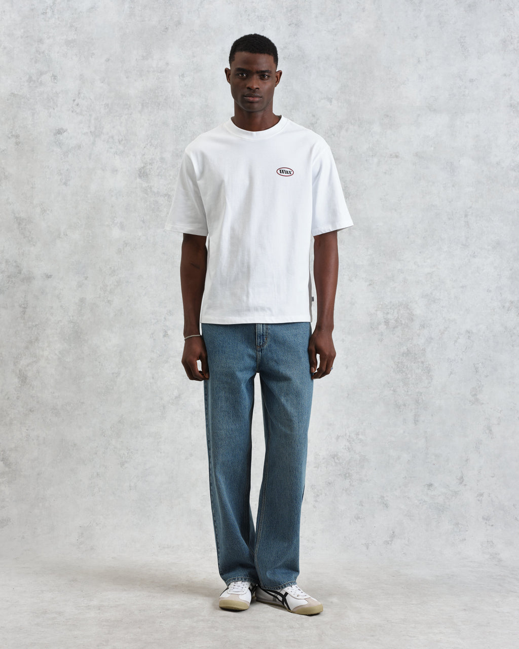 Milton - White Getaway Graphic Cotton T-Shirt