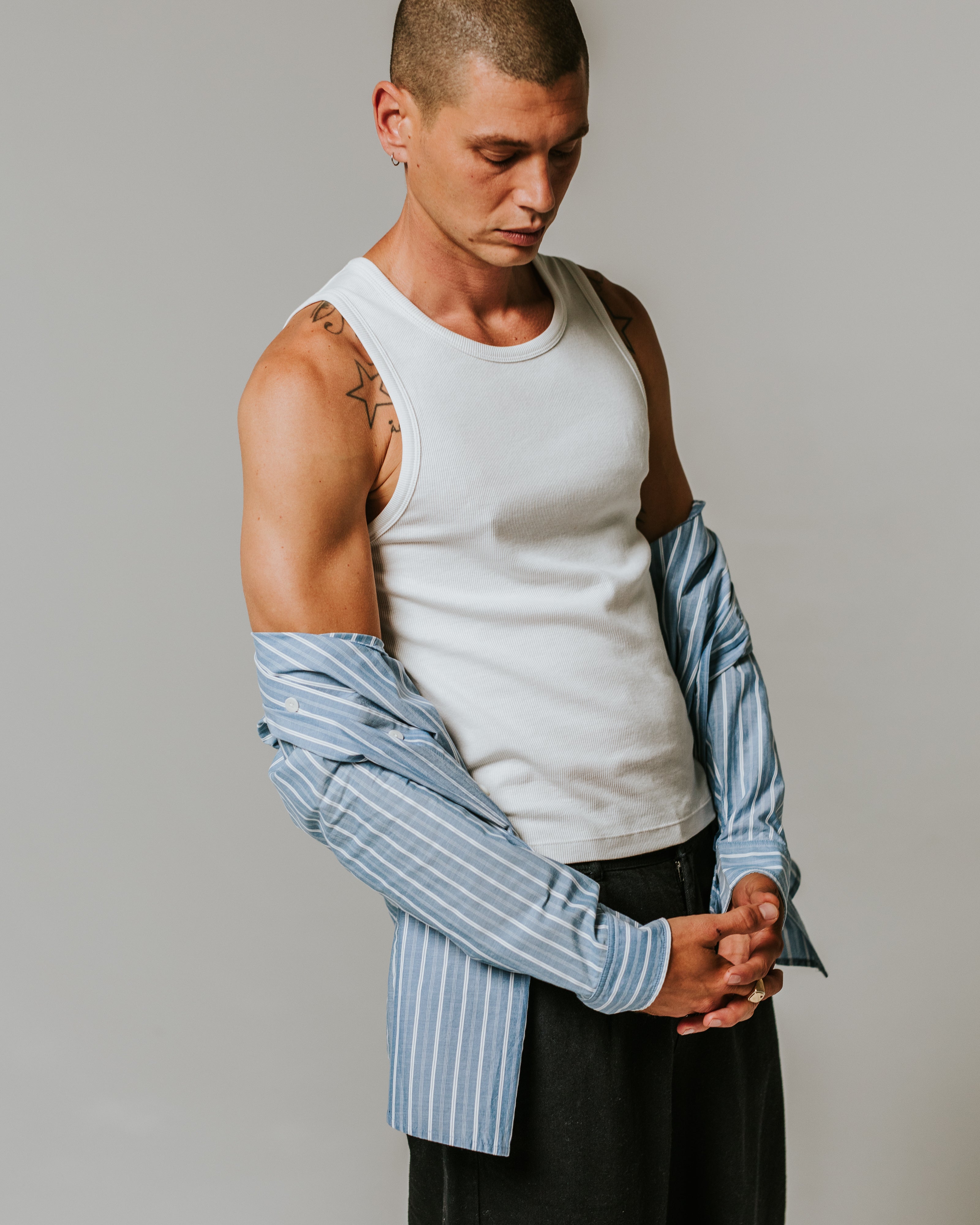 Montague - Ecru Ribbed Organic Cotton Vest