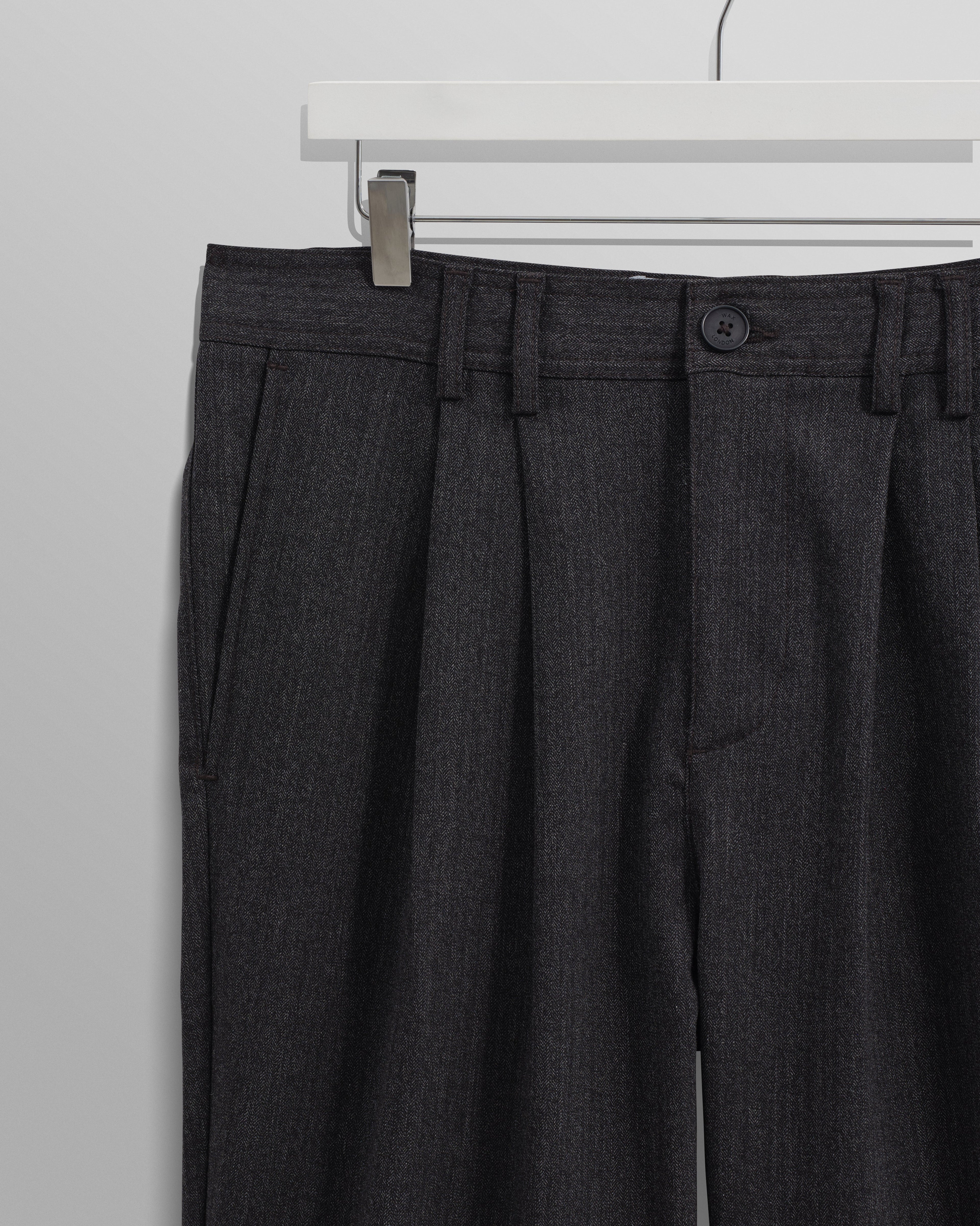 Raleigh - Charcoal Herringbone Pleated Trousers