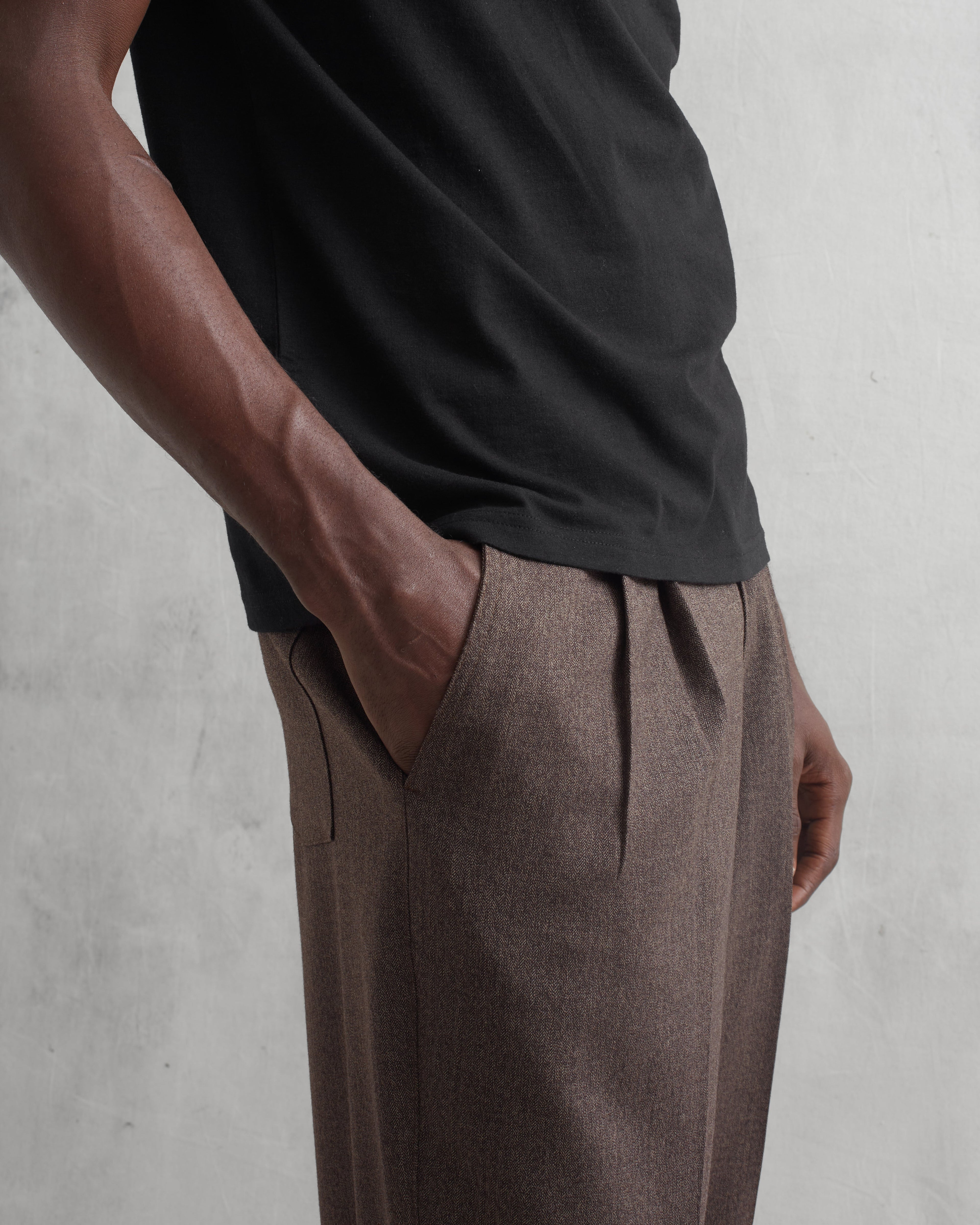 Reid - Black Organic Cotton T-Shirt
