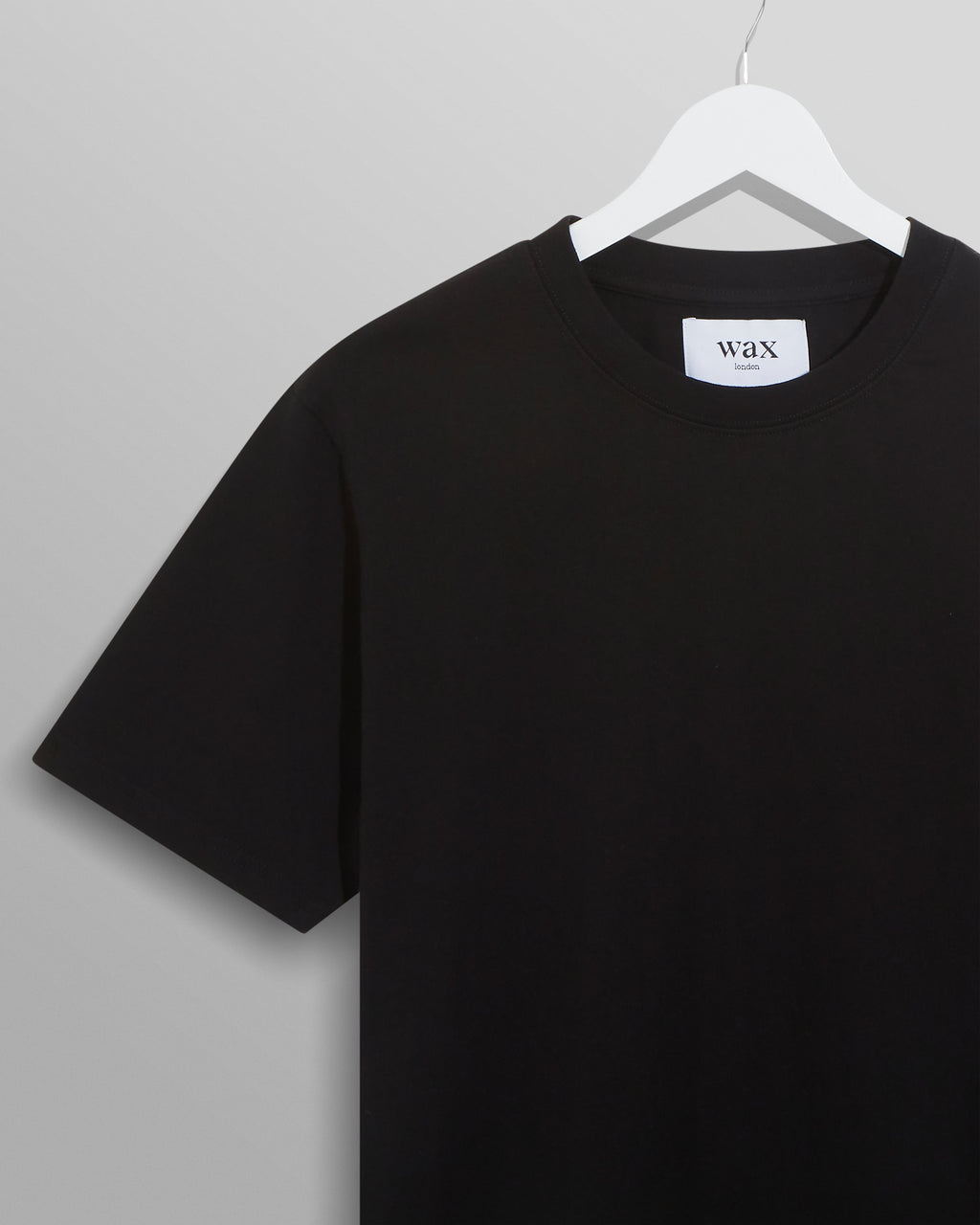 Reid - Black Organic Cotton T-Shirt
